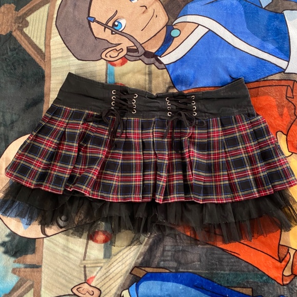 Tripp nyc COLLECTION POST - Picture 3 of 8